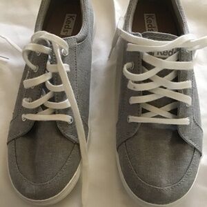 WOMEN’s KEDS SIZE 8 Shoes